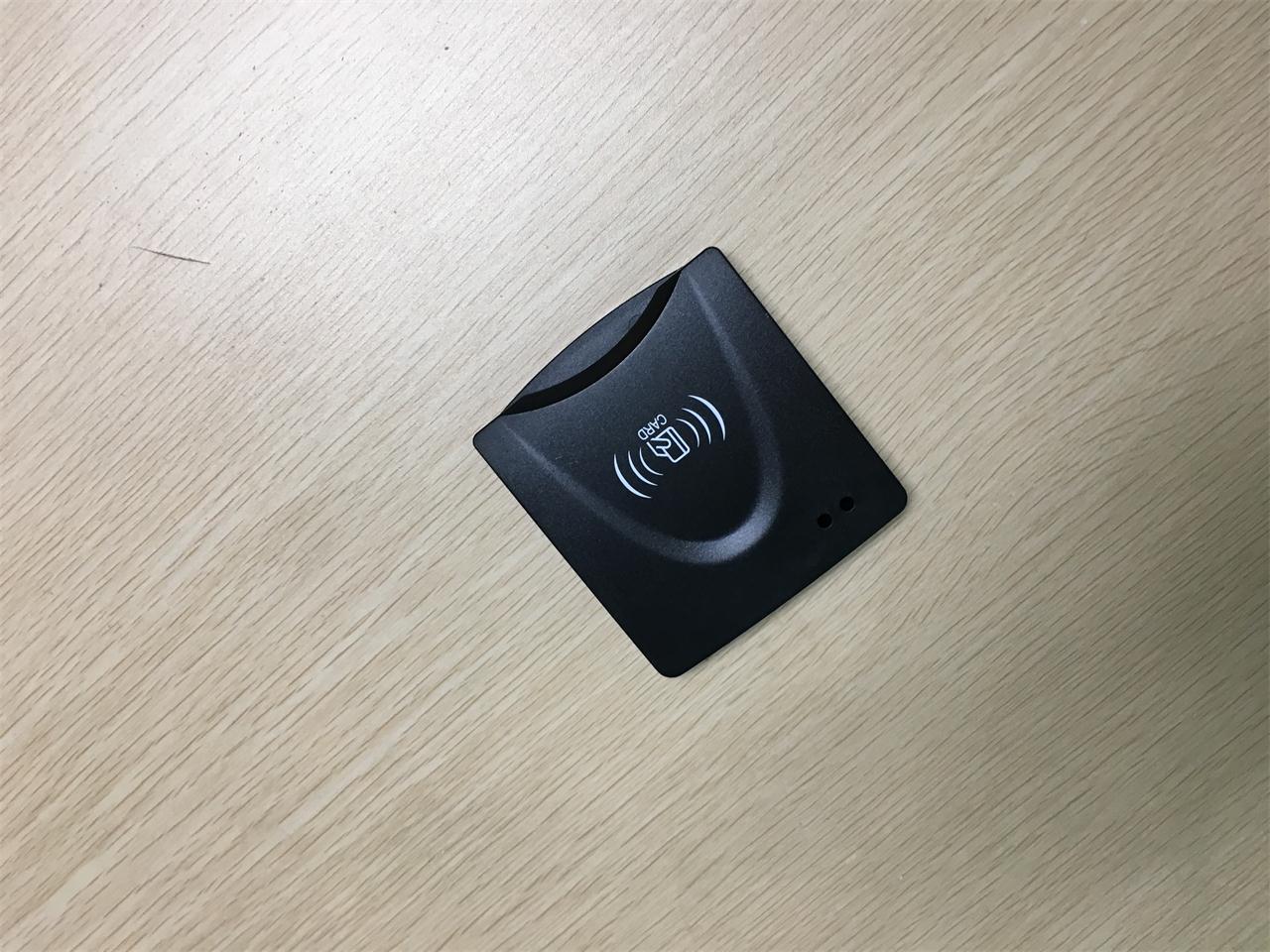 F124A-讀(dú)卡器(qì)外(wài)殼